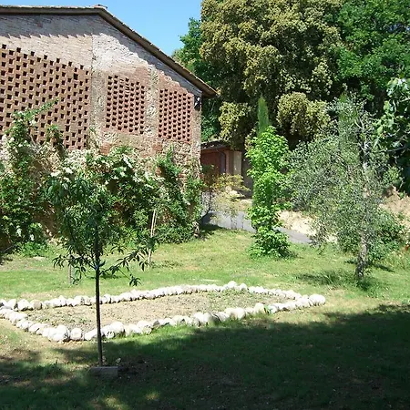 فيلة Monterosoli